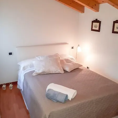 Azzurro Ferienwohnung Domaso