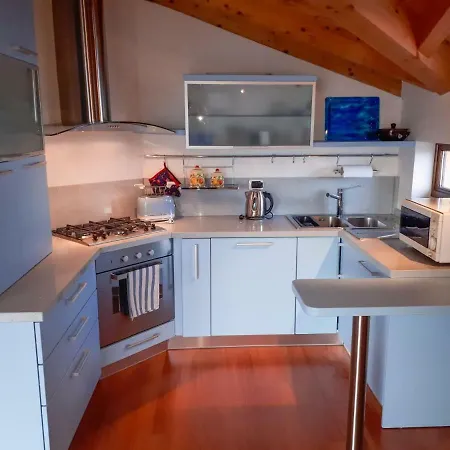 Azzurro Ferienwohnung * Domaso